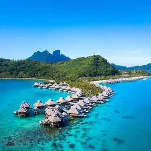 ***** Resort Conrad Nui Fransız Polonezyası